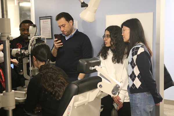 msco students observing in lab