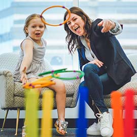 Alexa Gutman working with a child