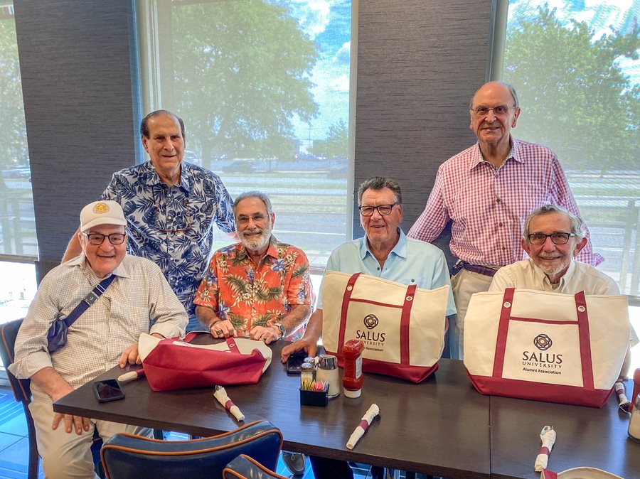 Group photo of the class of 1966