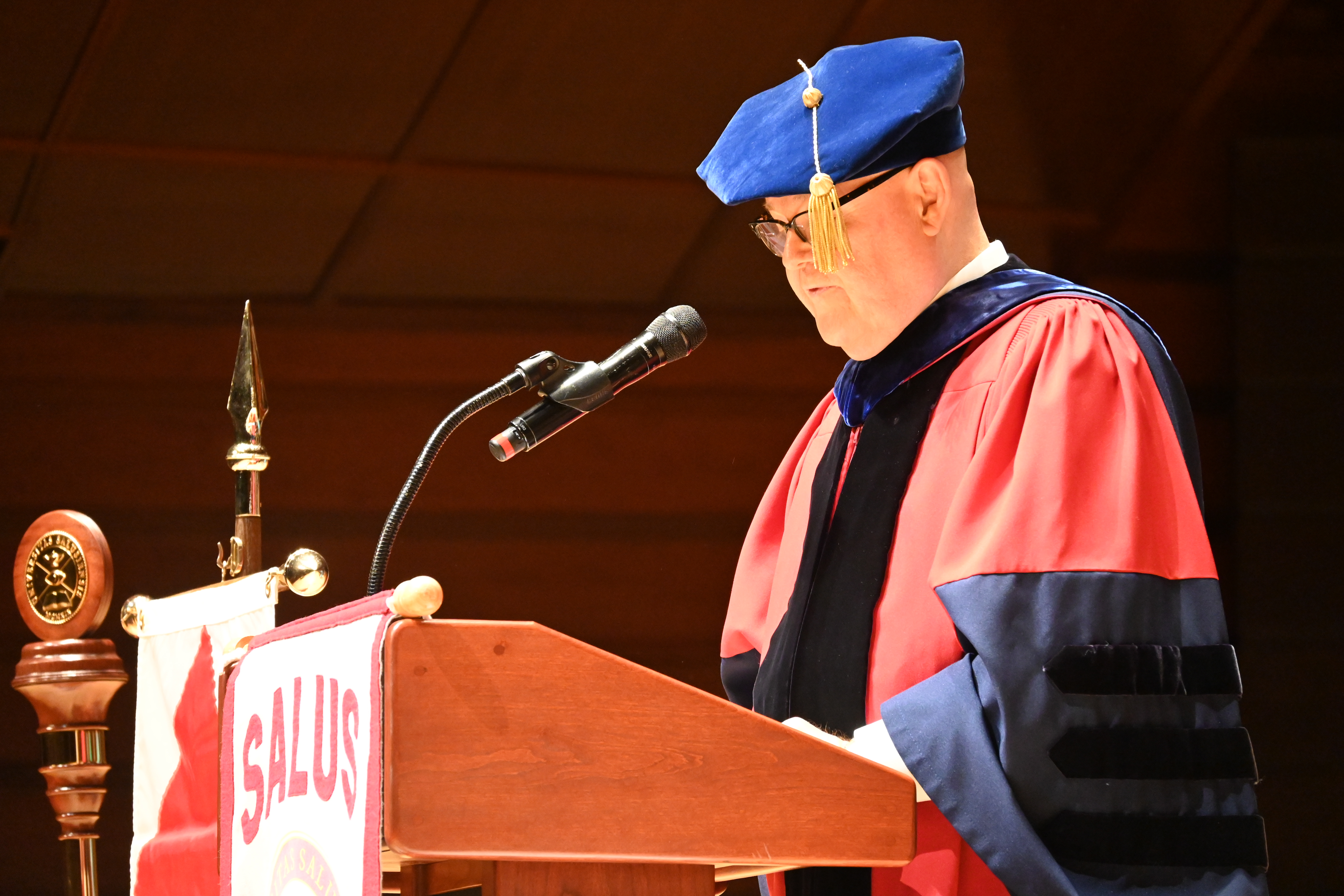 Dr. O'Sullivan speaking at commencement