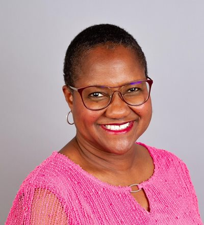 Dr. Lisa Wallace-Davis headshot