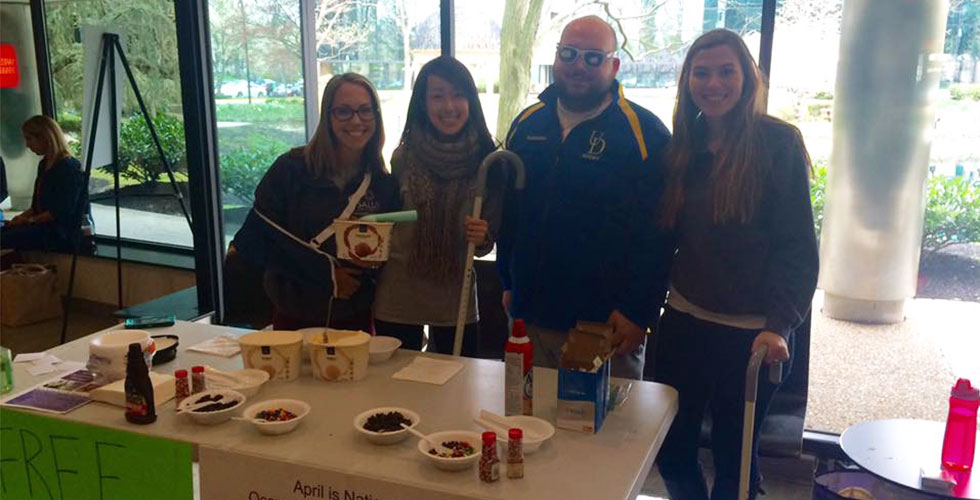 students with ice cream