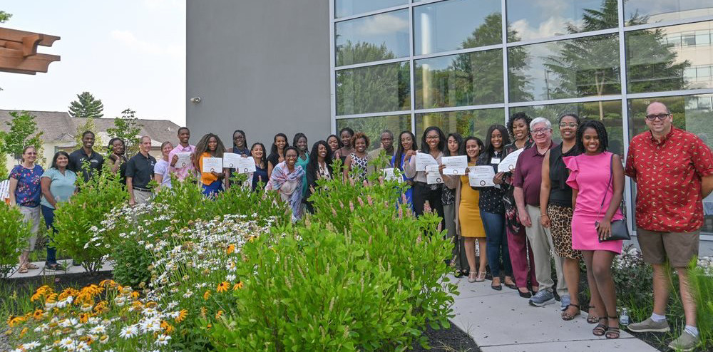 SEP students and faculty group photo