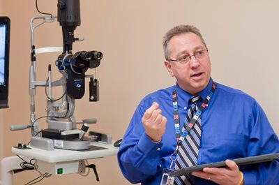 Dr. Alan Kabat