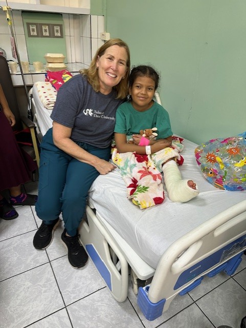 Allison Bressler and El Salvador child patient