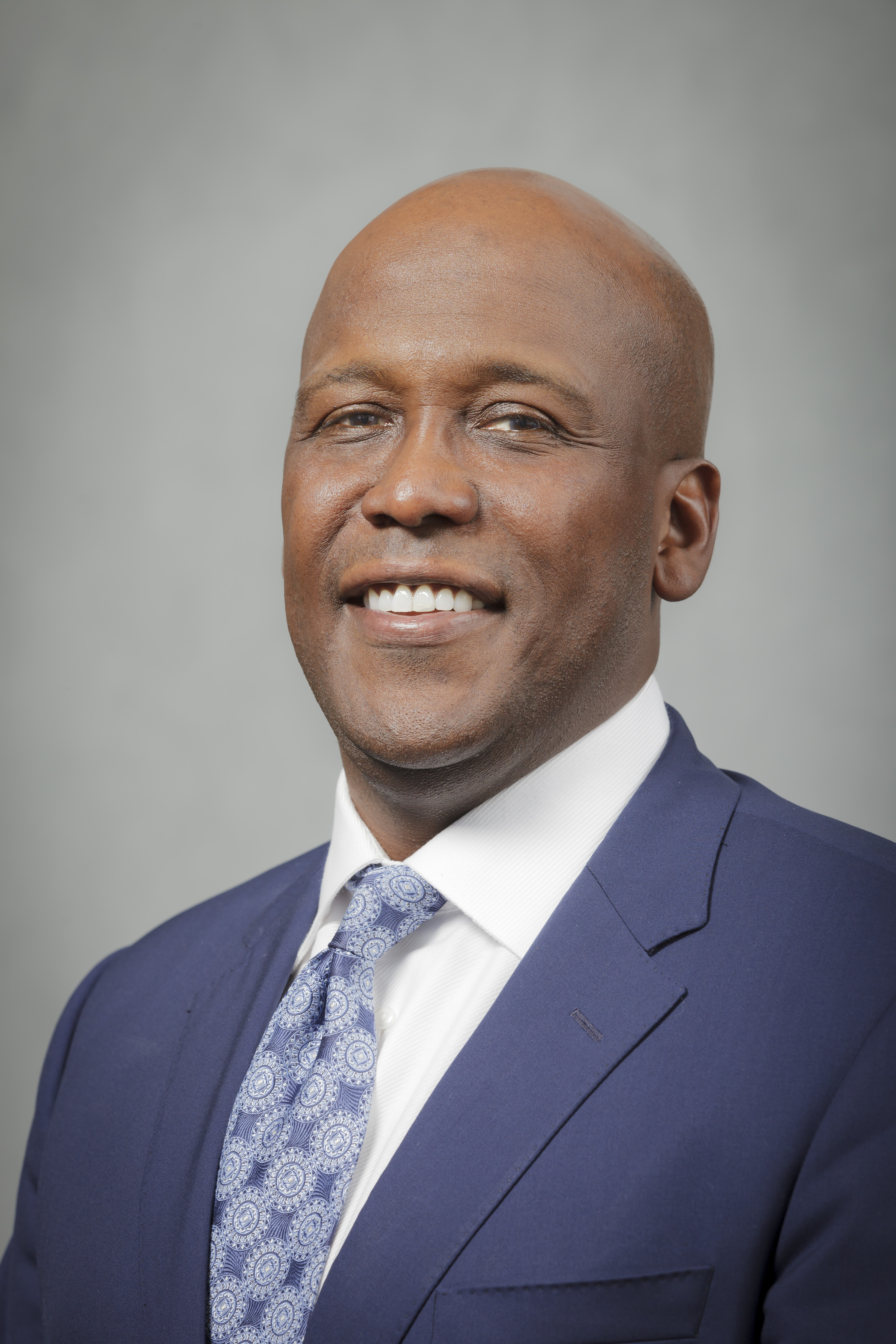 Dr. Derrick Artis 