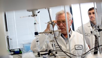 Doctors in the biomed lab