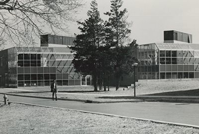 norma-wallis-on-campus