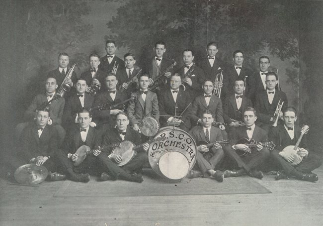 Salus 1930 PCO orchestra