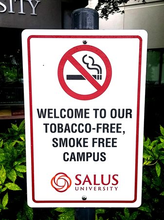 Smoke Free Campus Sign