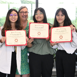 3 Taiwan students with Dr. Owen