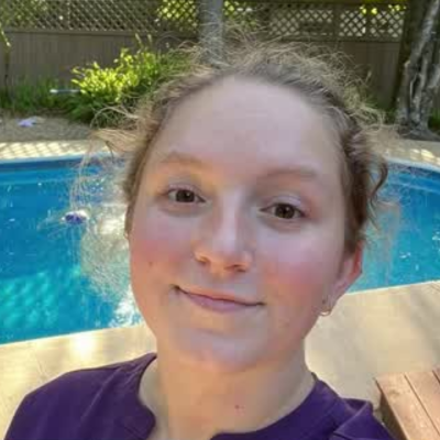 Mary-Kate selfie